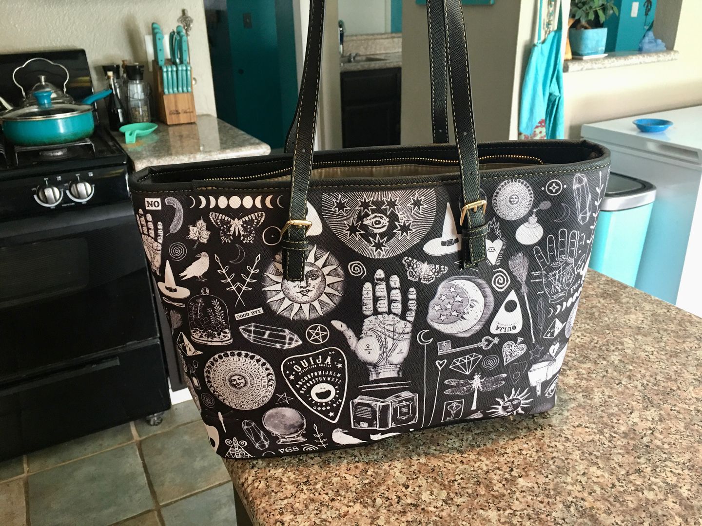 Customer photo review of Witch Please - Big Purse