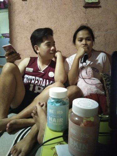 Customer photo review of Skin Vitamin Gummies