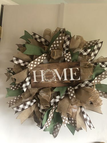 Customer photo review of Home DecoMesh Wreath Kit