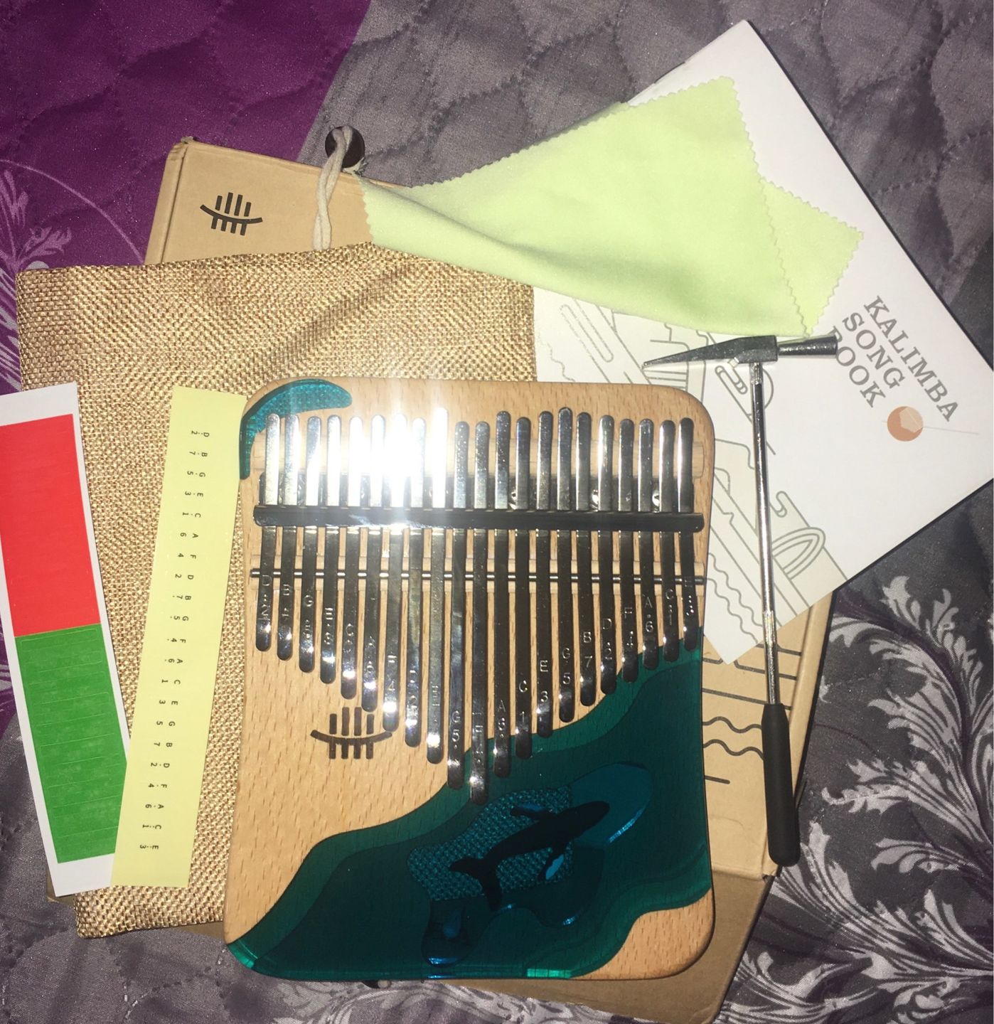 Customer photo review of 2021 New 17/21 Keys Hluru Blue Ocean Resin Whale Dolphin kalimba