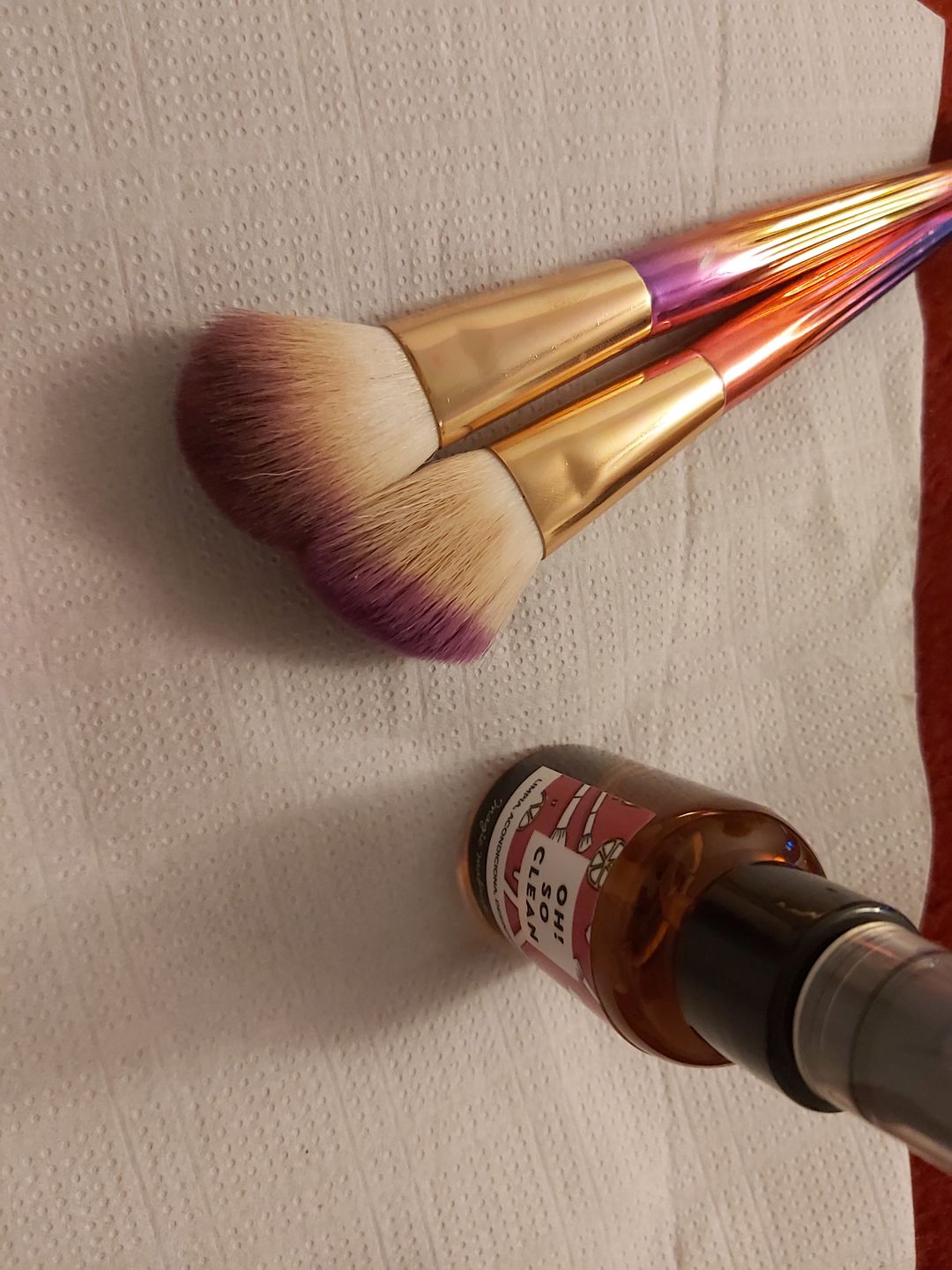 Customer photo review of ✭OH! SO CLEAN✭ limpiador instantáneo de brochas- TRAVEL SIZE