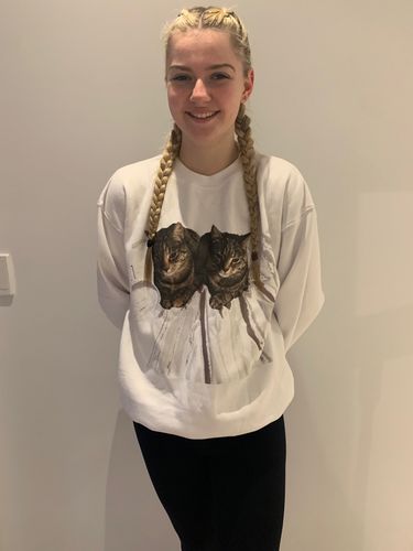 Customer photo review of CUSTOM oversized SWEATER - PRINT-YA-PET