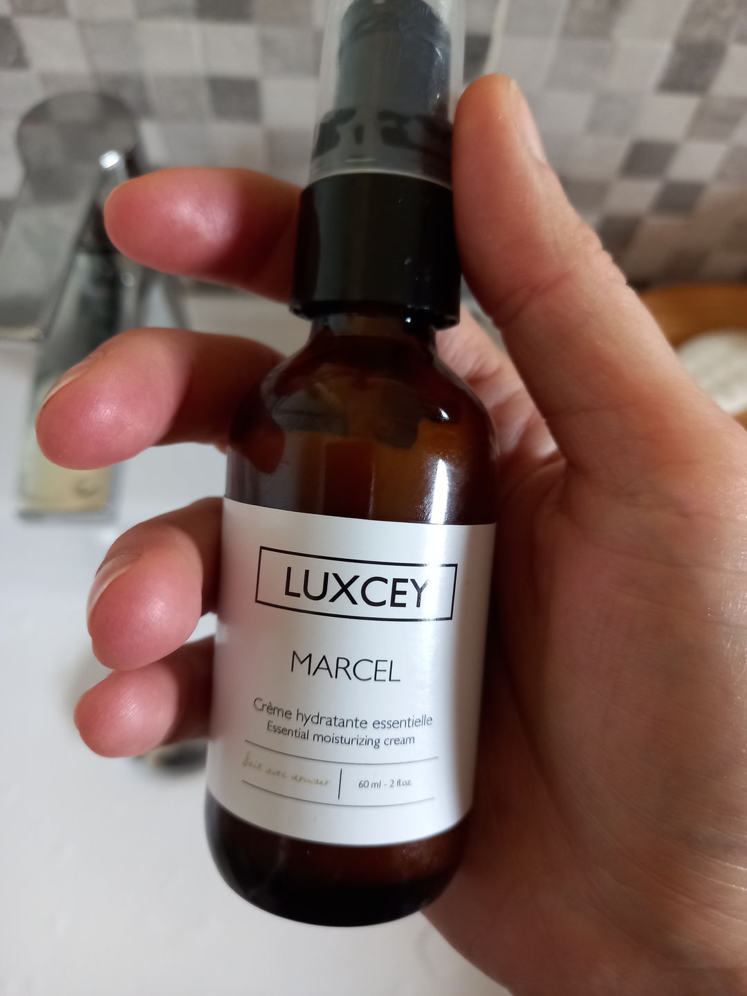 Customer photo review of Marcel - Essential Moisturizing Cream