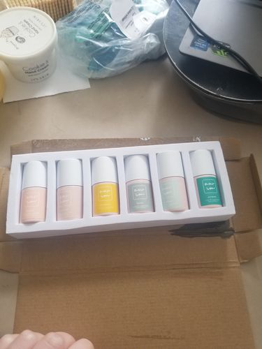 Customer photo review of Bee's Knees 6 Color Gel Polish Set