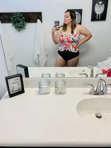 Customer photo review of Phi Phi Top | Pink Floral