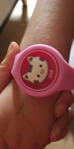 Customer photo review of MOUSKID - Bracelet Anti-Moustique pour Enfant en Silicone - Huile Essentielle Naturelle Sans Danger et Protection Longue Durée