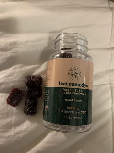 Customer photo review of 1500Mg Mixed Natural Flavors CBD Gummies