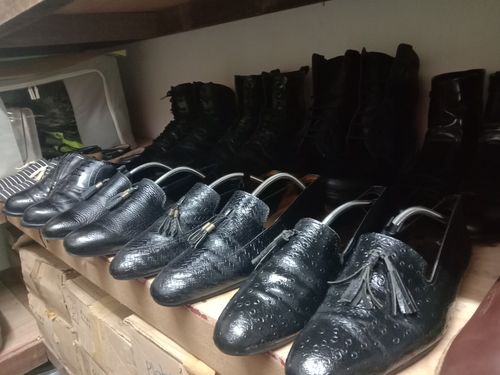 Customer photo review of Shoe Polish Natural Wax Cream (Neutral Colour)