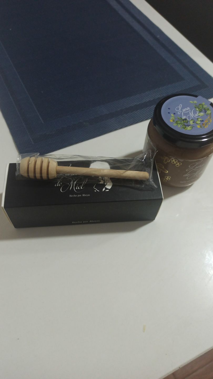 Customer photo review of Miel Cremada con arándanos