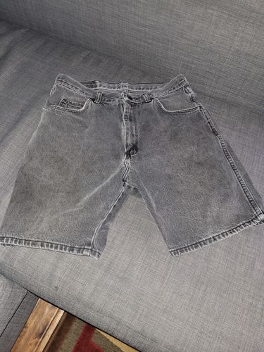 Customer photo review of Vintage Wrangler Denim Shorts Size 32