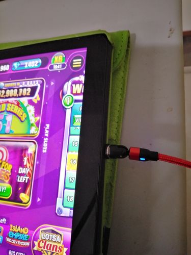 Customer photo review of Your Go To Cable - Charges All Your Devices