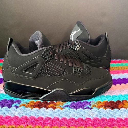 Customer photo review of Air Jordan 4 “Black Cat” ：CU1110-010 (2020)