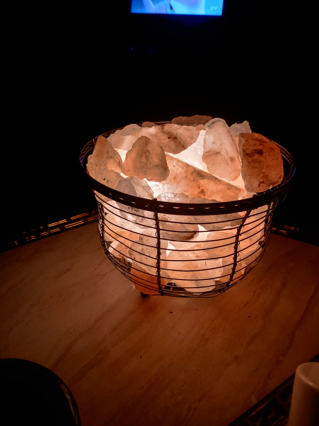 Customer photo review of Basket Salt Lamp With Salt Chunks