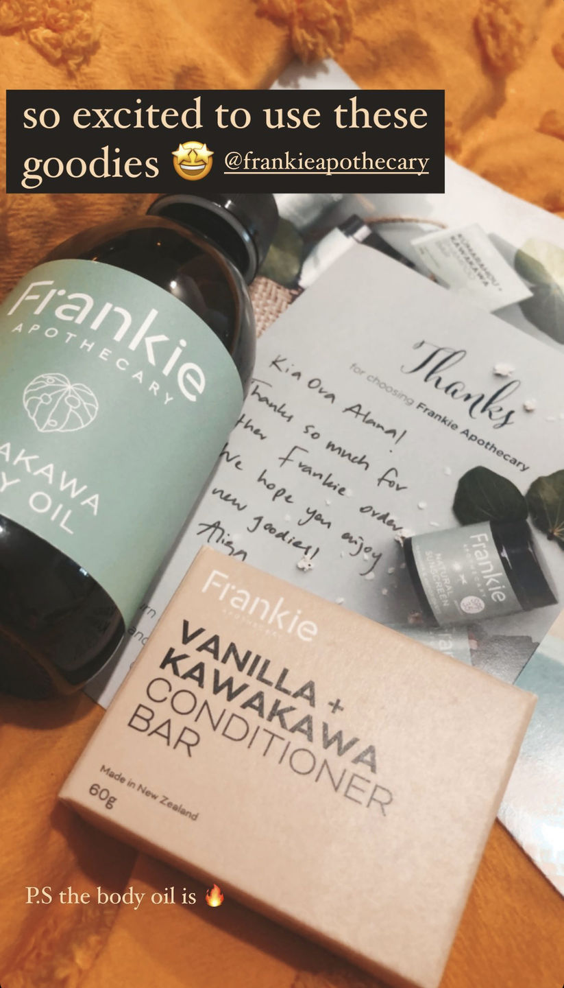 Customer photo review of Kawakawa Body Oil