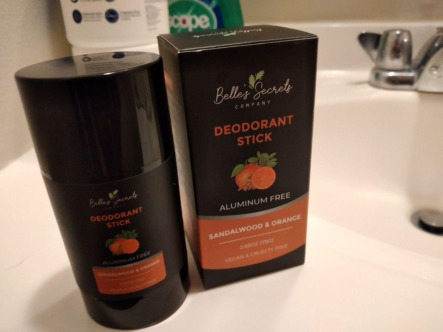 Customer photo review of Sandalwood & Orange Deodorant