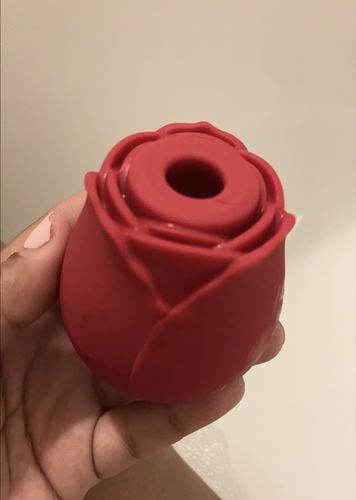 Customer photo review of Washable Waterproof Women Rose Toys with 6 Gears