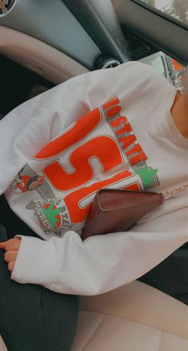 Customer photo review of Vintage Ohio State University Buckeyes Sweatshirt Size 2XL