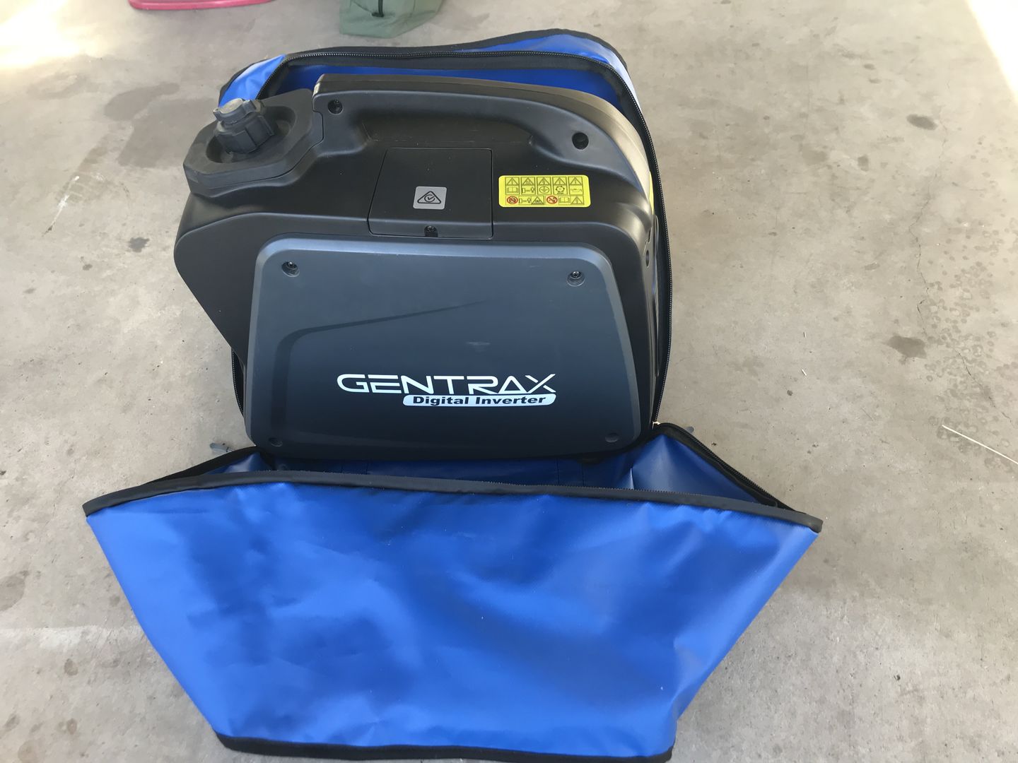 Customer photo review of Large Universal Inverter Generator Bag