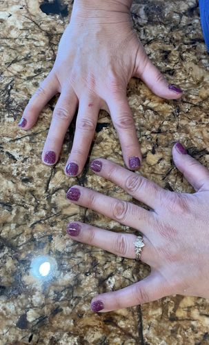 Customer photo review of GHDip Dip Powder Nail Kit G6407(Glitter Red Color)