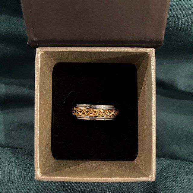 Customer photo review of PHANTOM Tungsten Carbide Men's Engagement Ring with Gold Rope - 8MM