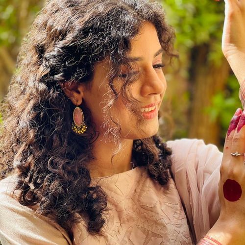 Customer photo review of Hair Growth & Anti-Frizz Oil