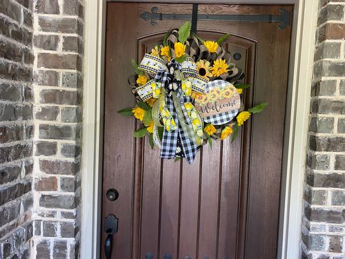 Customer photo review of 2.5"X10Yd 2 In 1 Bumblebees On Check White/Yellow/Black RG0817527