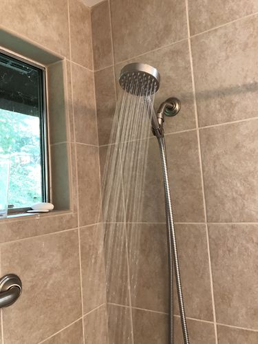 Customer photo review of 1-Spray Handheld Shower Head Set