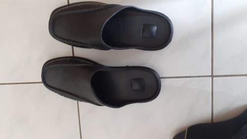 Customer photo review of Fashion Men's Sandals Beach Shoes