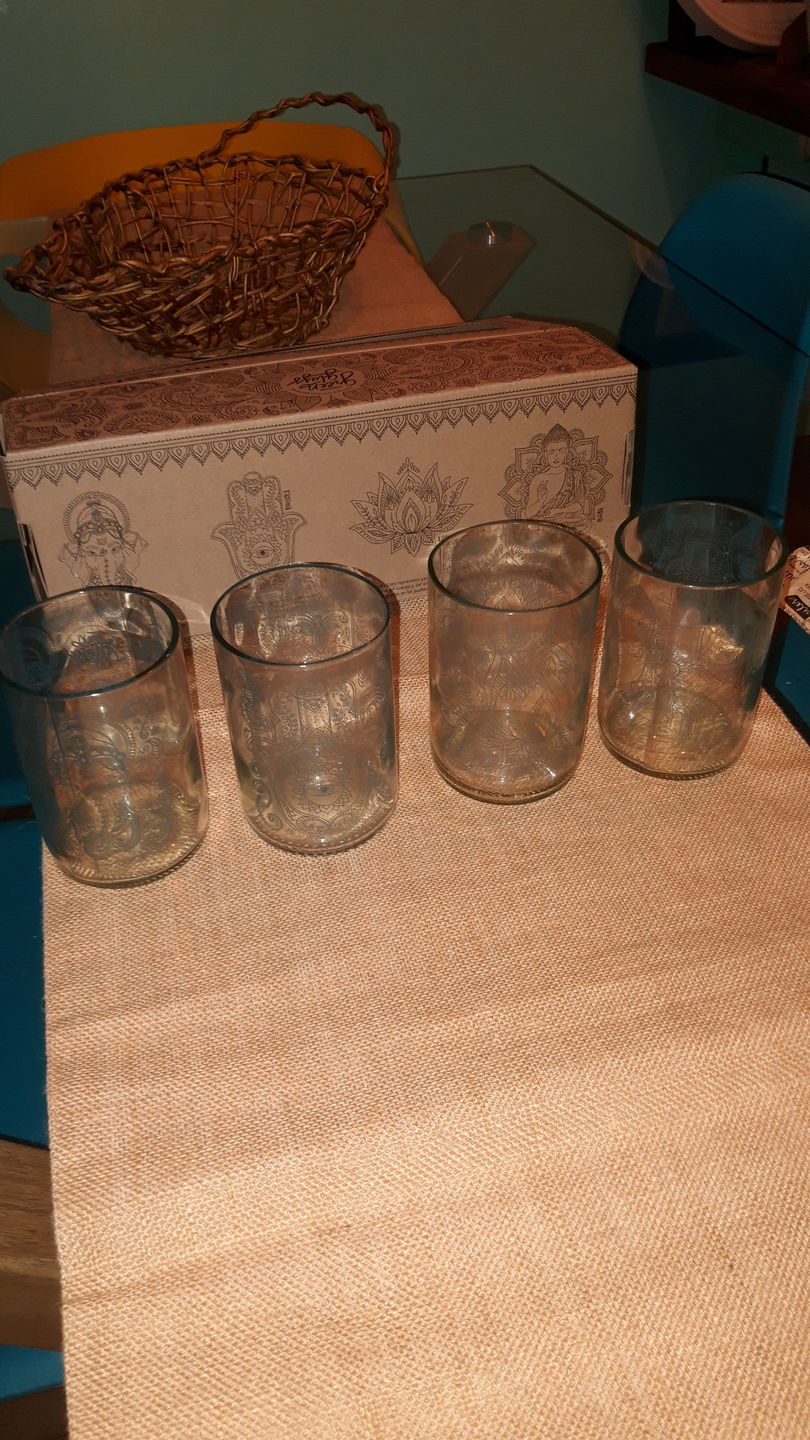 Customer photo review of Om Glass Juego de 4 Vasos