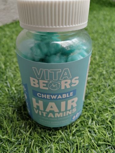 Customer photo review of Hair Vitamin Gummies