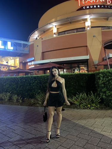 Customer photo review of Hollow out hater skirt set