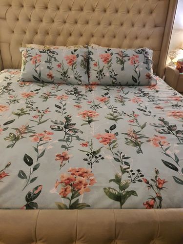 Customer photo review of Ternopil-Bed Sheet Set