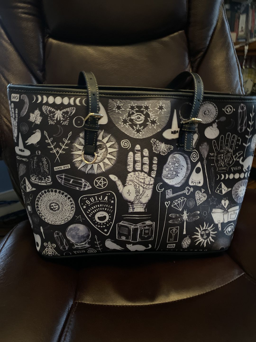 Customer photo review of Witch Please - Big Purse