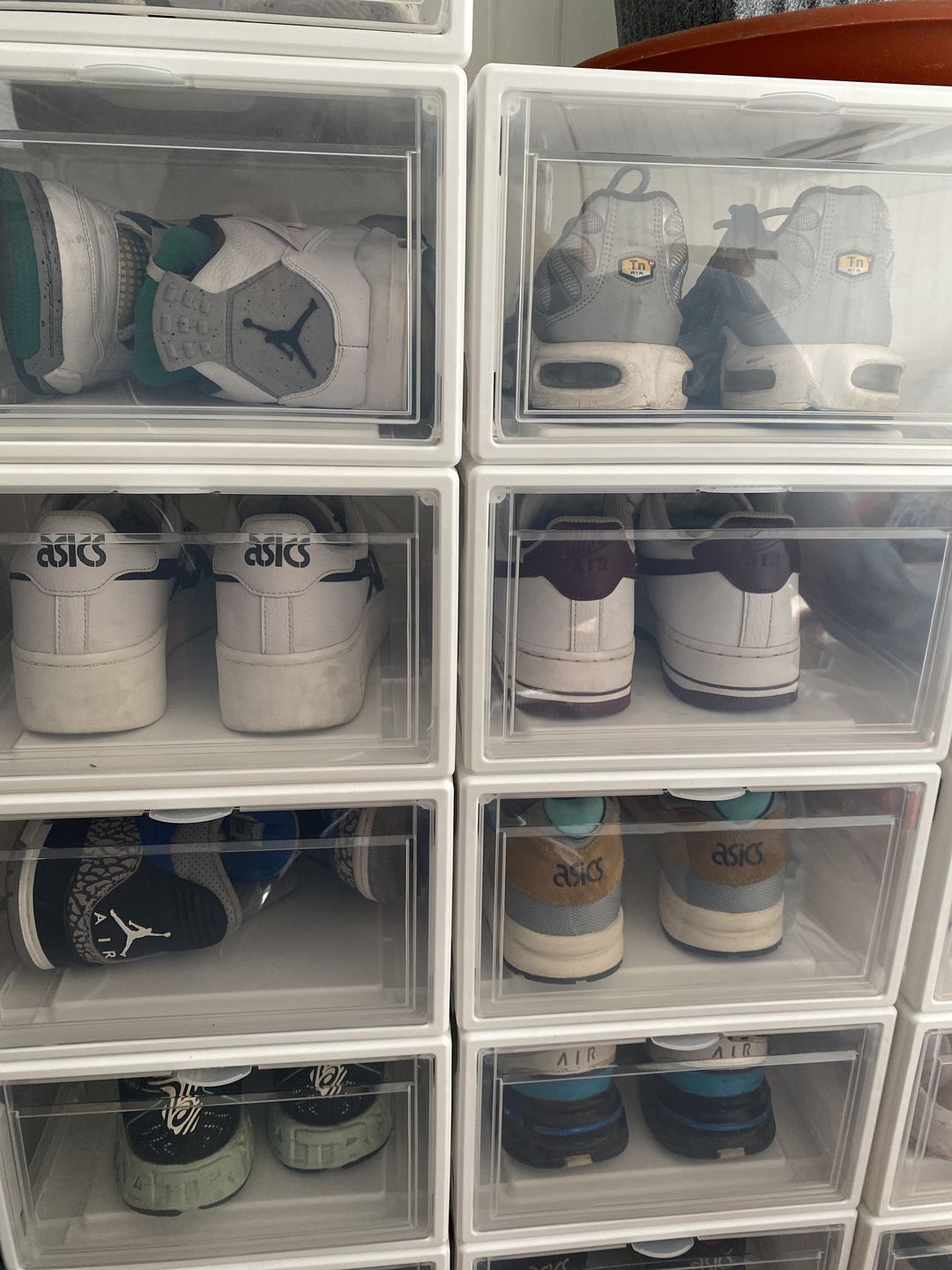 Customer photo review of Caja organizadora de zapatos blanca transparente (caja unitaria)