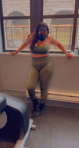 Customer photo review of R1PFITNESS THROWBACK SOCK