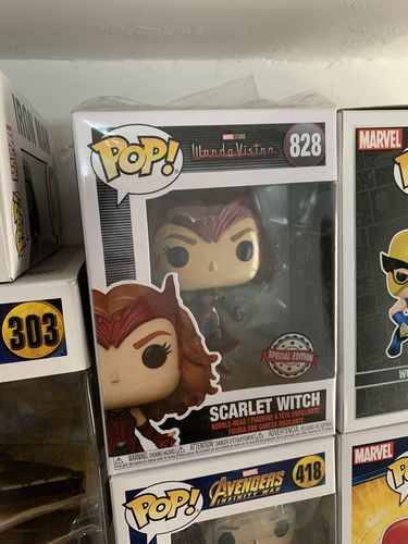 Customer photo review of 828 FUNKO POP Marvel : Scarlet Witch - WandaVision (special edition)