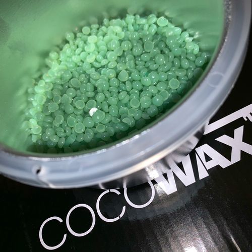 Customer photo review of WAXING KIT + 4 WAXES (2 FREE WAXES + 100 STICKS & 1 PROFESSIONAL SPATULA)