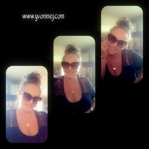 Customer photo review of JuvaBun Messy Bun