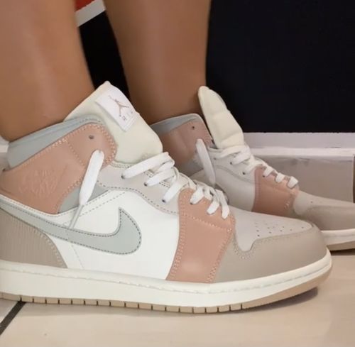 Air Jordan 1 Mid 'Milan' – UrbaModa