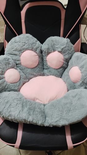 Customer photo review of Puurrrfect Paw Pillow
