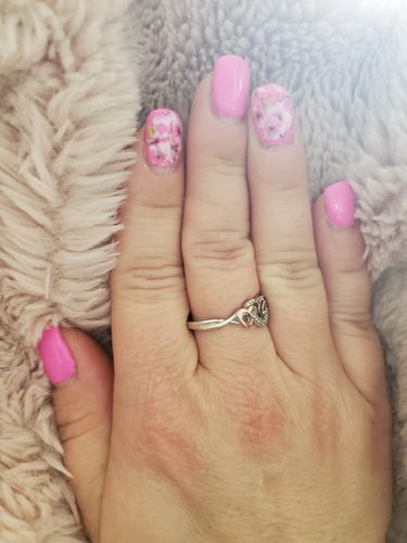Customer photo review of Barbie Pink Charm Purple Magenta Series Gel Polish Set