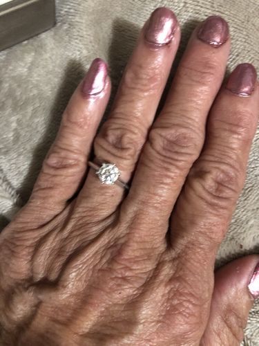 Customer photo review of Moissanite Series Classic Six-Prong Sterling Silver Ring