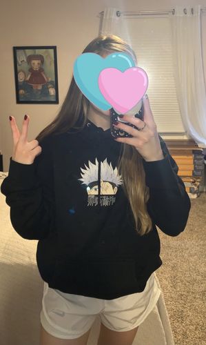Customer photo review of Gojo Black Hoodie