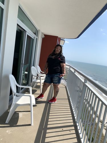 Customer photo review of Air Jordan 1 Retro High Silver Toe (W)