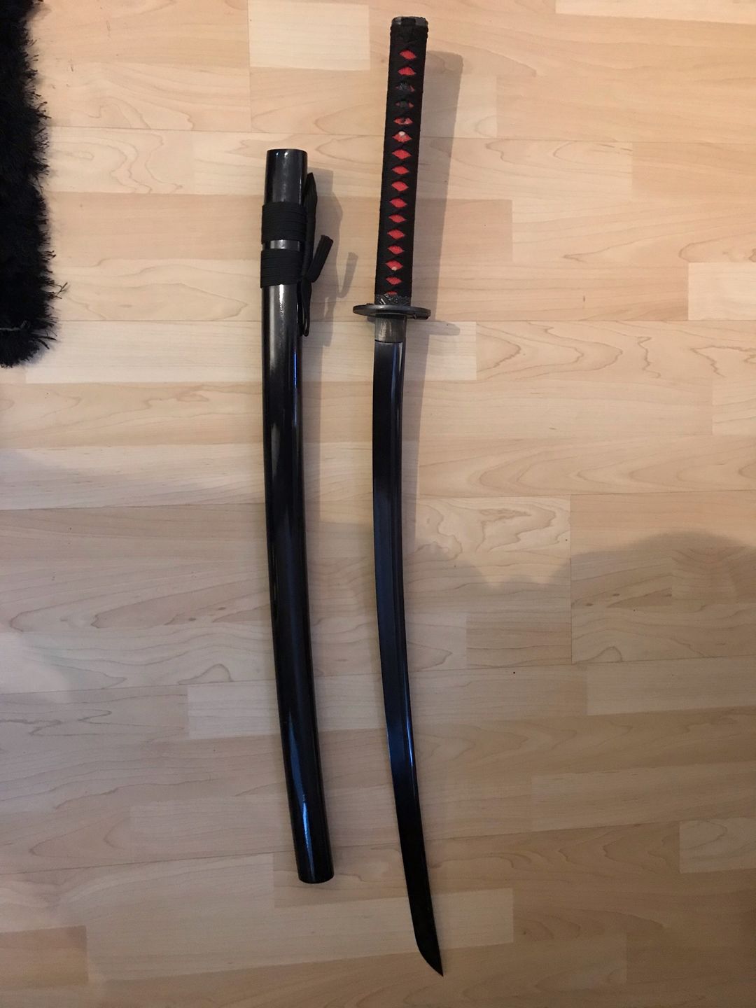 Customer photo review of 41" High Quality Japanese Samurai Katana Sword Black Full Tang Blade