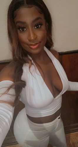 Customer photo review of open back solid halter top with sleeves