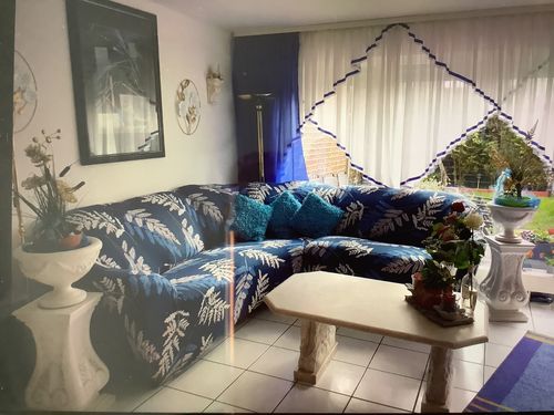 Customer photo review of Blaue Blätter - Sofabezüge für klassische und Ecksofas - Das Haus der Überzüge