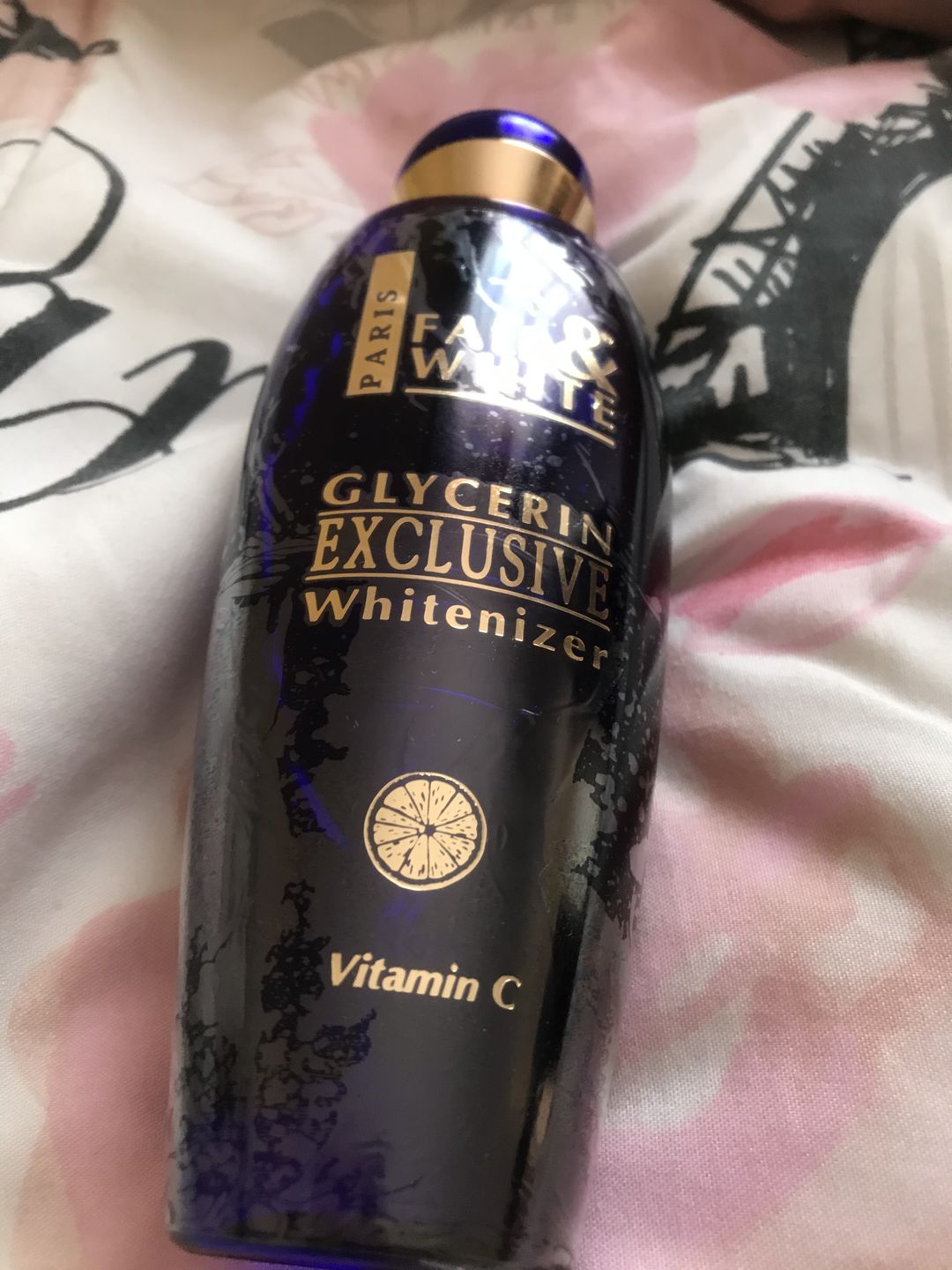 Customer photo review of Fair and White Exclusive Glycerin with Pure Vitamin "C" 250 ml / 8.4 fl oz