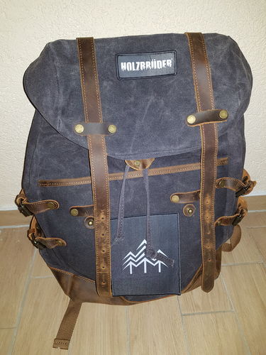 Customer photo review of Rucksack mit Patch (🌲)