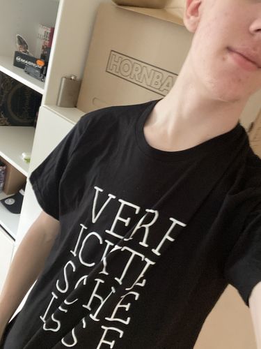 Customer photo review of Verf ickte sche isse - Words on Shirts  - Herren Shirt